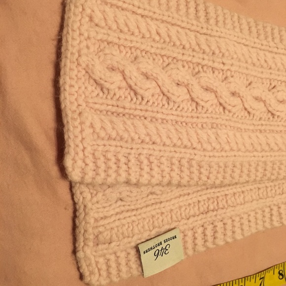 Brooks Brothers Accessories - 🍀Brooks Brothers Blush Cashmere Cable Knit Scarf